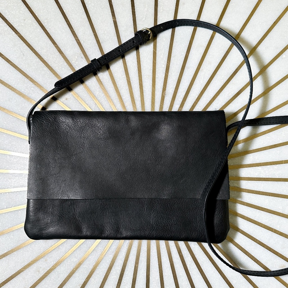NWOT Universal Thread Leather Crossbody Bag